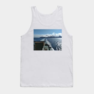 The CalMac ferry 'Catriona' leaves the Isle of Arran. Scotland Tank Top